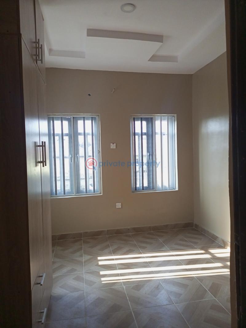 2 bedroom Block Of Flats For Rent Divine Avenue Bucknor Isolo Lagos - 3