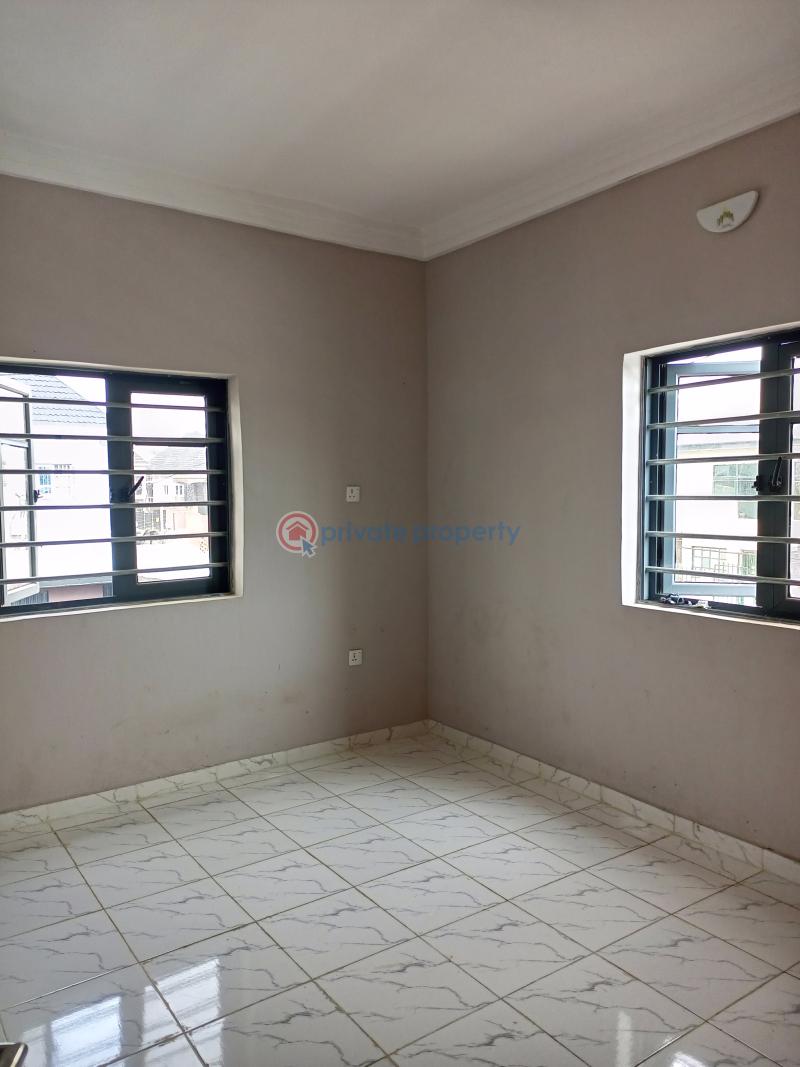 2 bedroom Block Of Flats For Rent Destiny Bus Stop Isheri Oshun Close To The Bus Stop. Bucknor Estate Isolo Lagos - 9