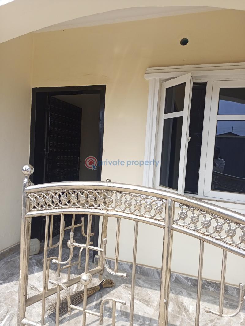 2 bedroom Block Of Flats For Rent Transformer Bus Stop Bucknor Isolo Lagos - 11