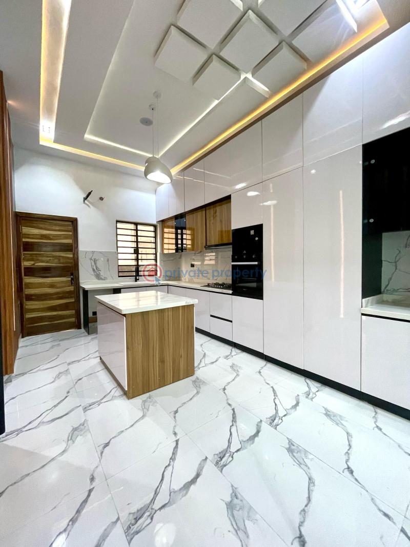 4 bedroom Detached Duplex For Sale Estate Lekki Lagos - 5