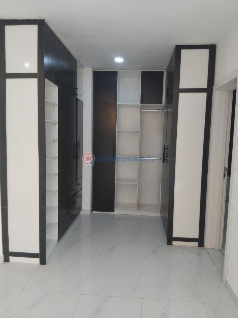 4 bedroom Detached Duplex For Sale Ikota Villa Estate Lekki Phase 2 Lagos - 3