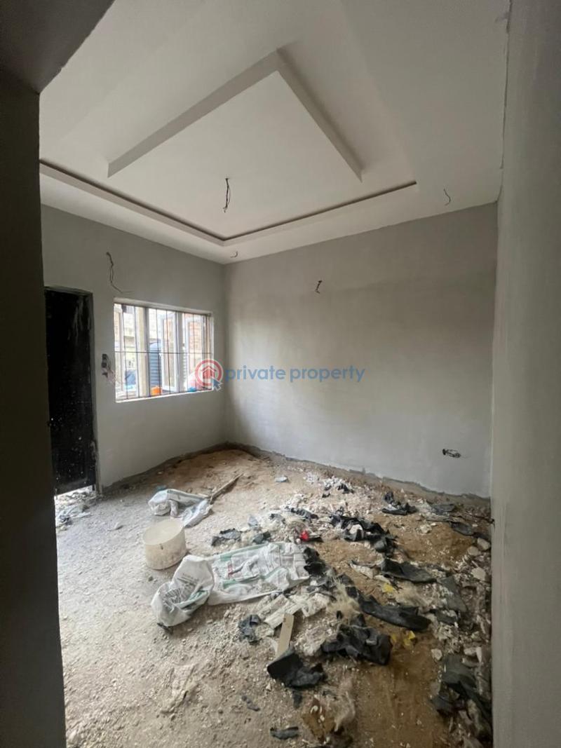 1 bedroom Mini Flat For Rent Surulere Lagos