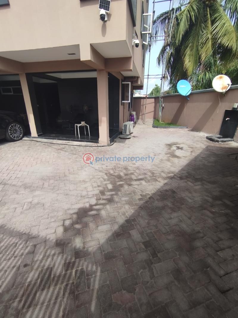 2 bedroom Block Of Flats For Rent Lekki Phase 1 Lagos - 1