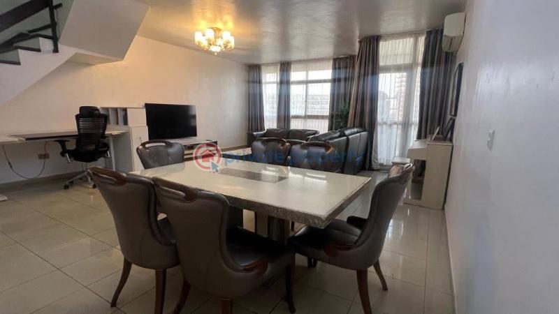 3 bedroom Maisonette For Sale Estate Victoria Island Lagos - 0