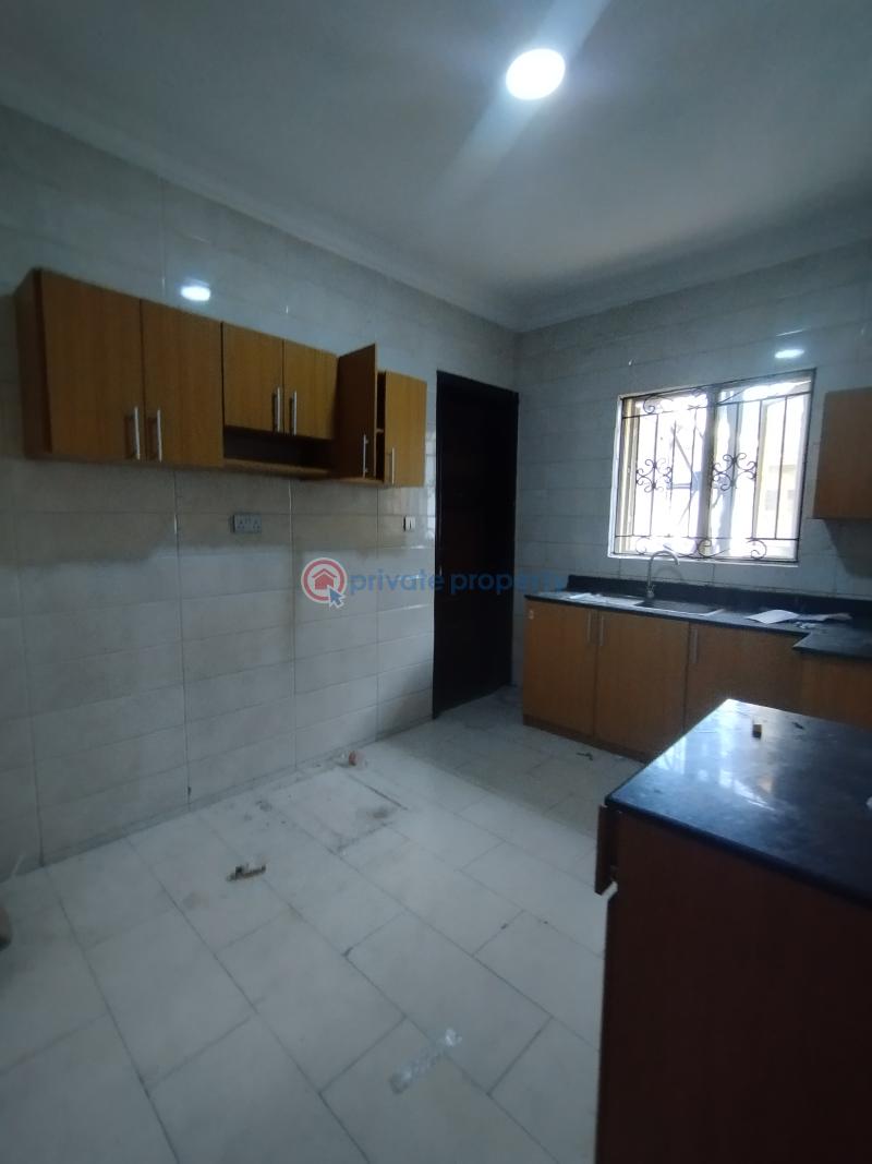 3 bedroom Flat & Apartment For Rent Estate Ikota Lekki Lagos - 6