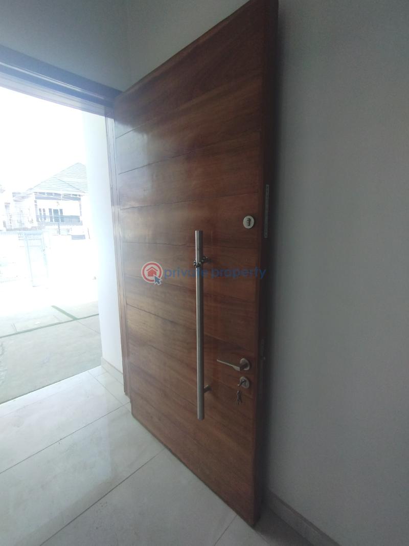 5 bedroom Detached Duplex For Sale Estate Osapa London Lekki Lagos - 2