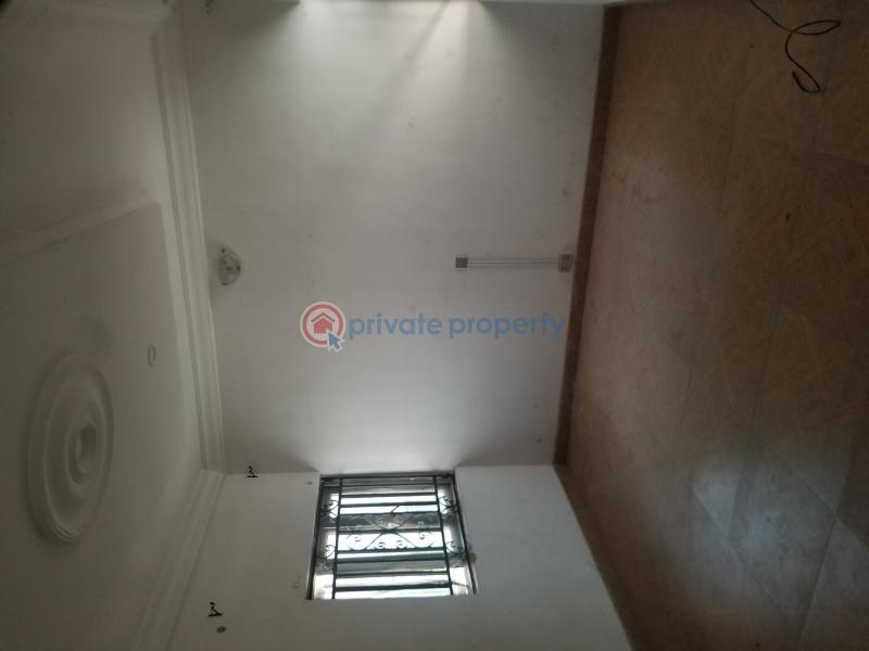 4 bedroom Terraced Duplex For Rent Laderin Estate. Oke Mosan Abeokuta Ogun - 18