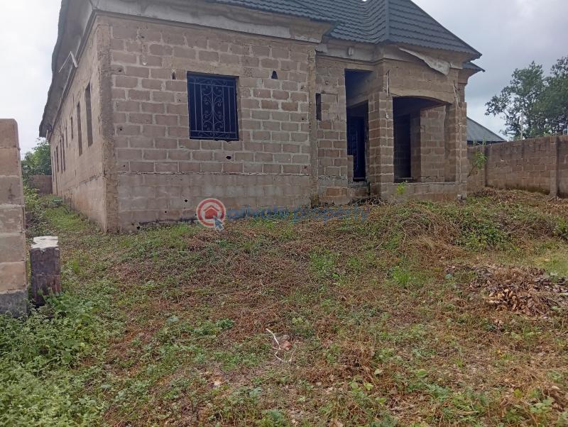 5 bedroom Semi detached Bungalow For Sale Ashaka Estate, Asunle Road, Off Tipper Garage Akala Express Ibadan Oyo - 0