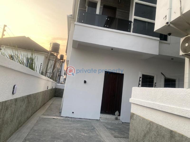 4 bedroom Block Of Flats For Rent Happyland Estate Monastery Road Sangotedo Lagos - 1