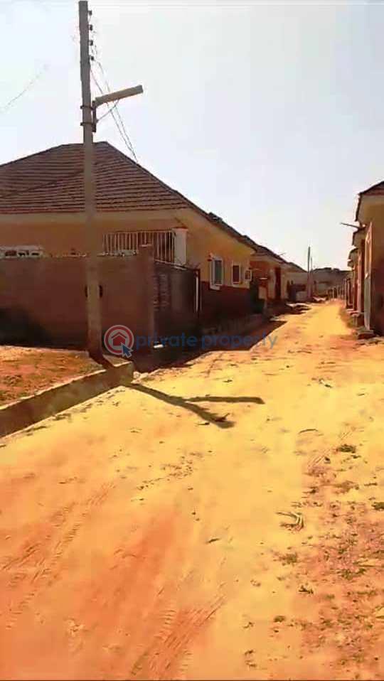 3 bedroom Block Of Flats For Sale Apo Abuja Phase 2  - 4