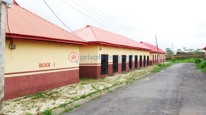 Commercial Property For Sale Opposite Wema Bank Along Ife Road At The Iwo Road Axis Of Ibadan Closed To Gbagi Market (bola Ige International Market) Ibadan Oyo - 4