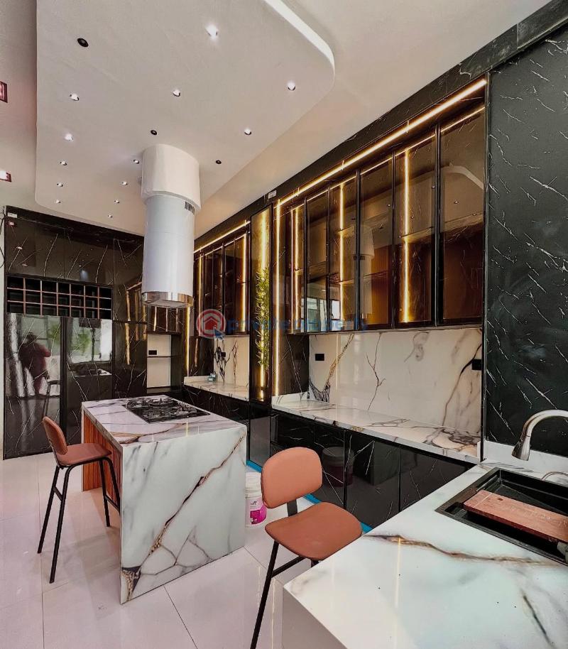 5 bedroom Detached Duplex For Sale Chevron Lekki Phase 2 Lagos - 5