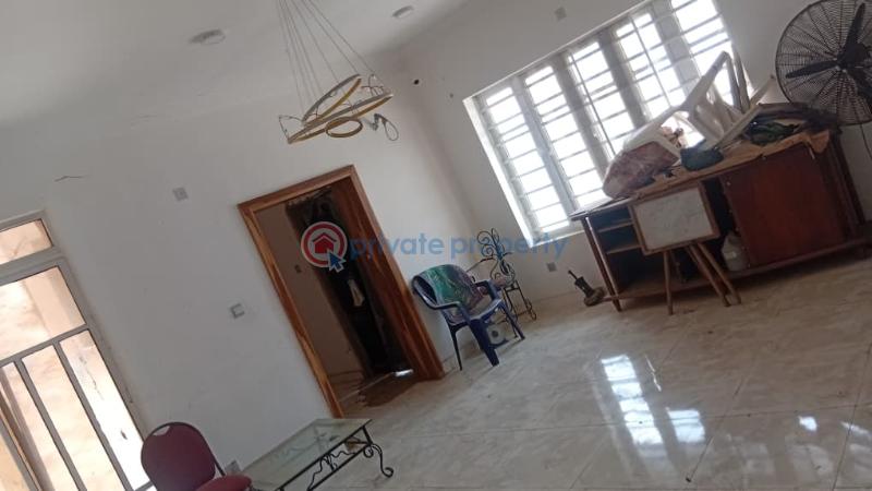 House For Rent @ Palms Groove , Iyaganku G.r.a Ibadan Oyo - 8