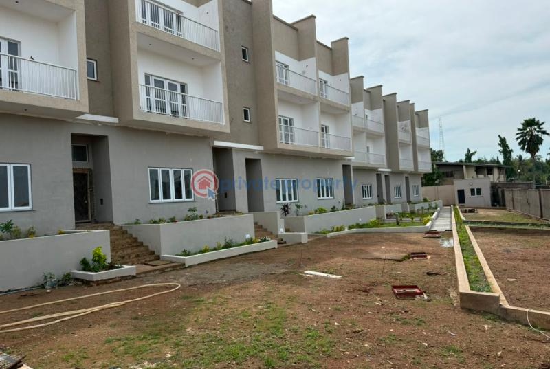 House For Sale Onikoko Estate, Agodi Gra, Ibadan Ibadan Oyo - 1