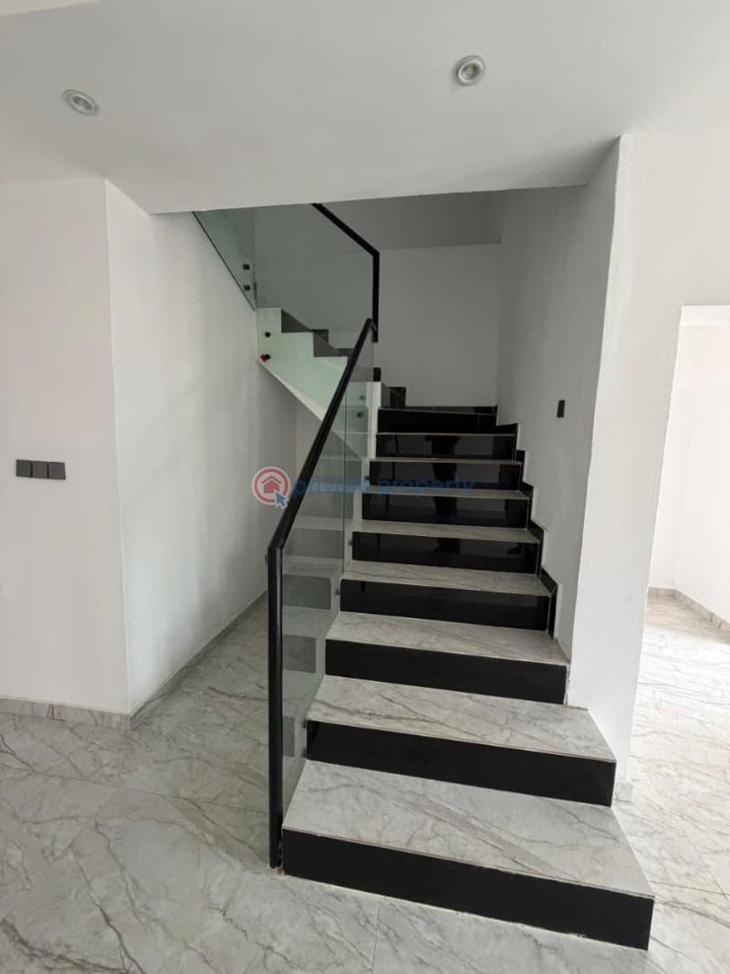 4 bedroom Terraced Duplex For Sale Kolapo Ishola Gra, Akobo Akobo Ibadan Oyo - 4