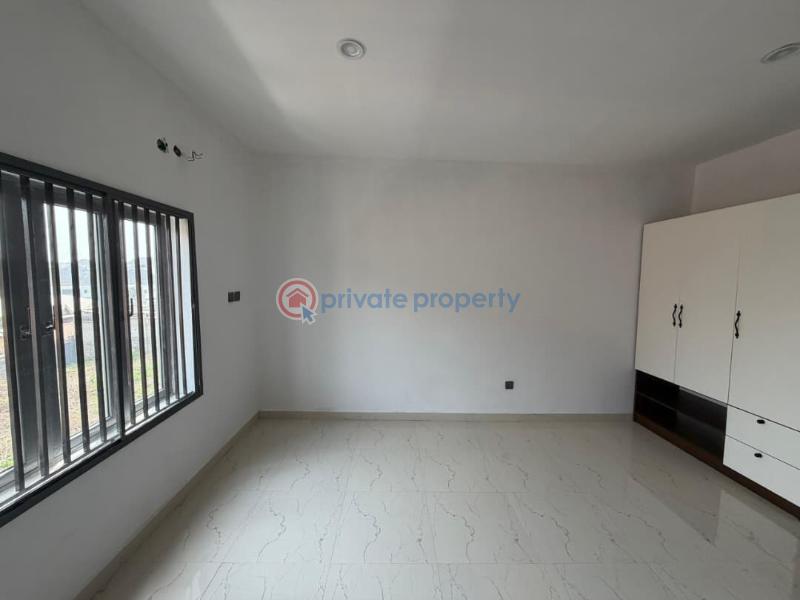 4 bedroom Terraced Duplex For Sale Kolapo Ishola Gra, Akobo Akobo Ibadan Oyo - 9