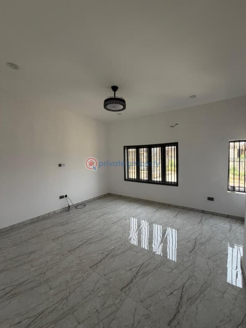 4 bedroom Terraced Duplex For Sale Kolapo Ishola Gra, Akobo Akobo Ibadan Oyo - 0