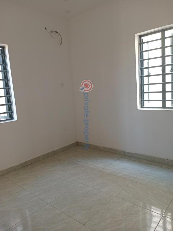 2 bedroom Block Of Flats For Sale Phase 1 Ologolo Lekki Lagos - 2