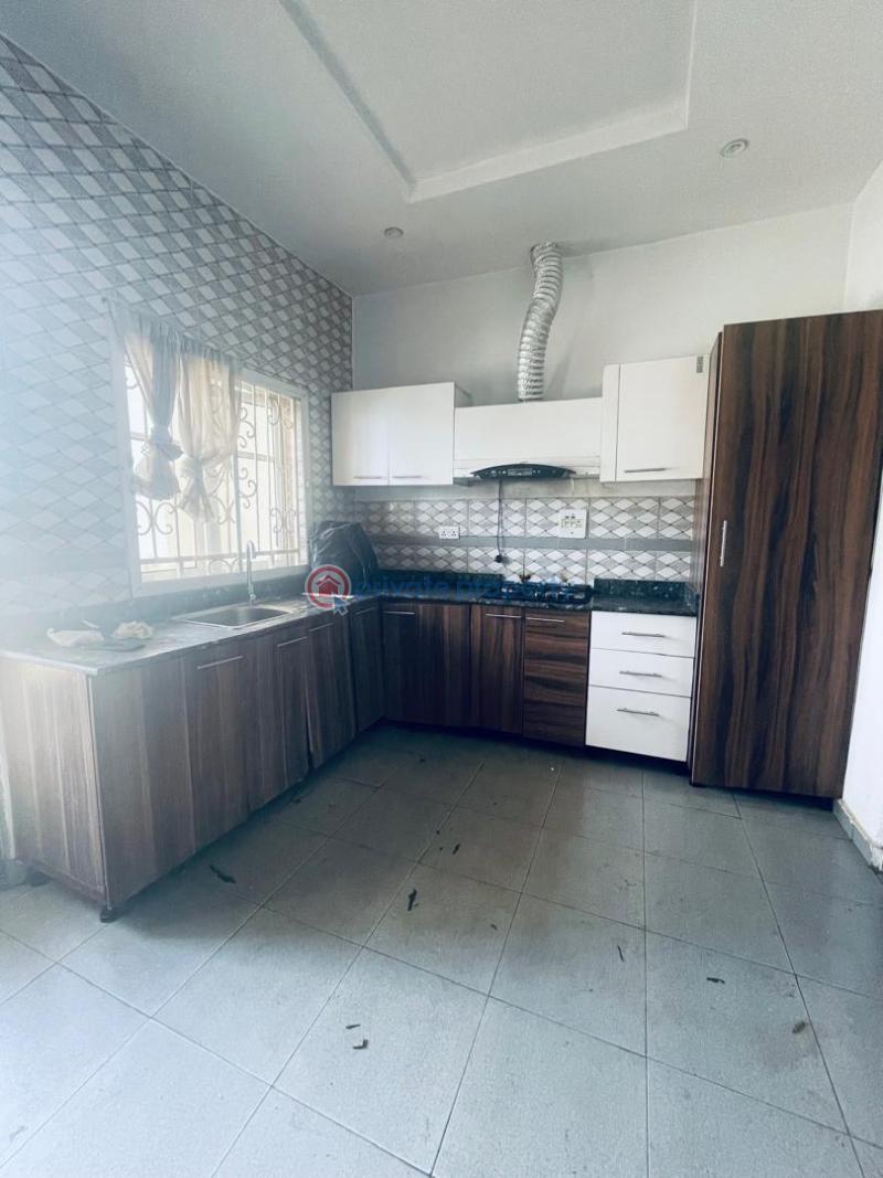 3 bedroom Block Of Flats For Rent Laderin Estate. Oke Mosan Abeokuta Ogun - 8