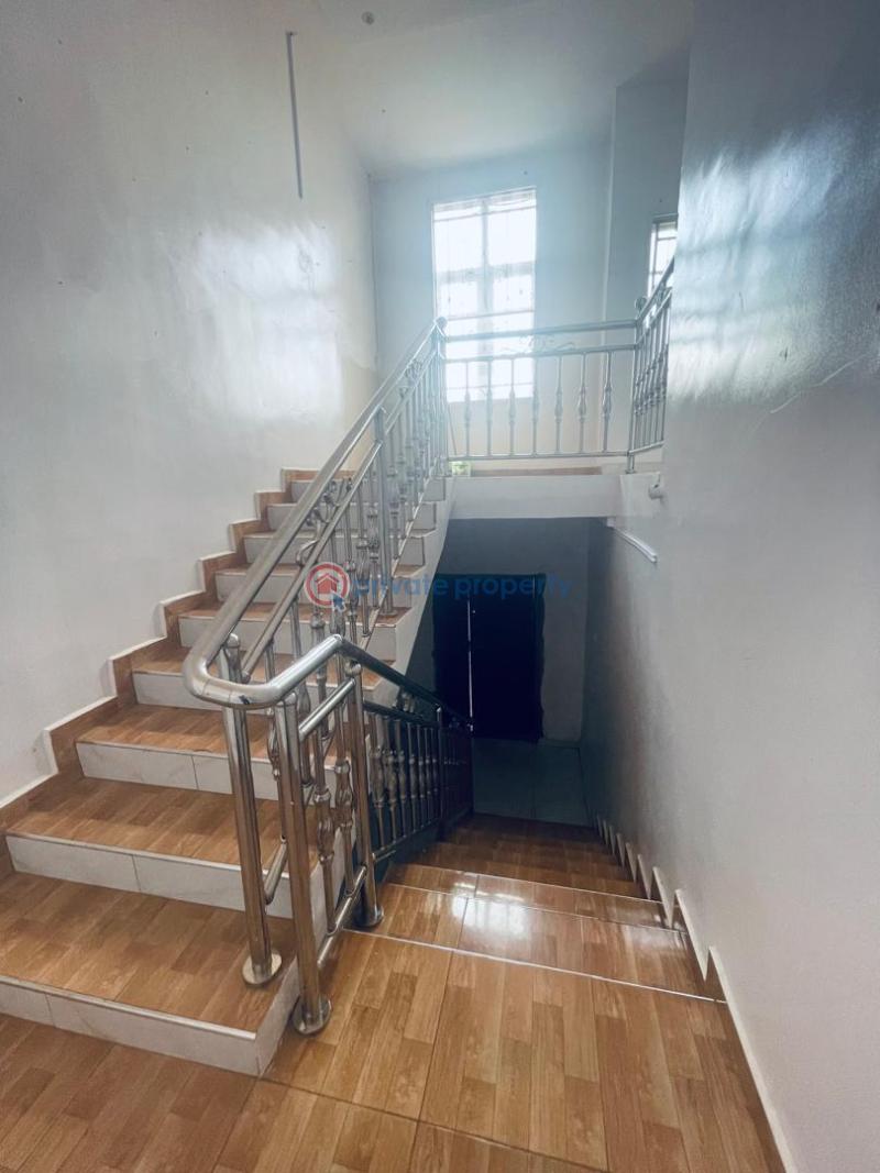 3 bedroom Block Of Flats For Rent Laderin Estate. Oke Mosan Abeokuta Ogun - 4