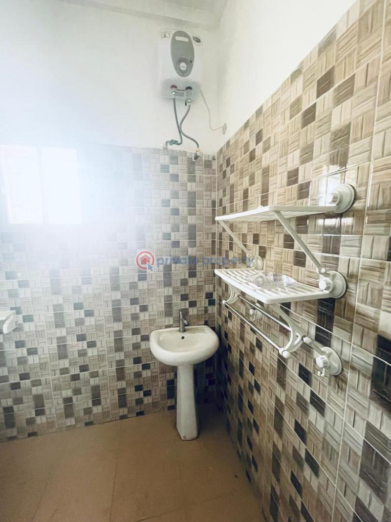 3 bedroom Block Of Flats For Rent Laderin Estate. Oke Mosan Abeokuta Ogun - 12