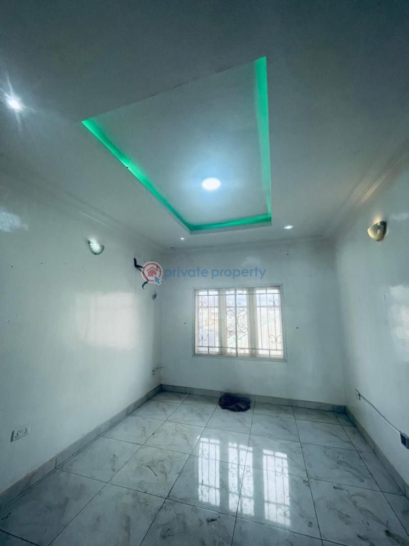 3 bedroom Block Of Flats For Rent Laderin Estate. Oke Mosan Abeokuta Ogun - 10