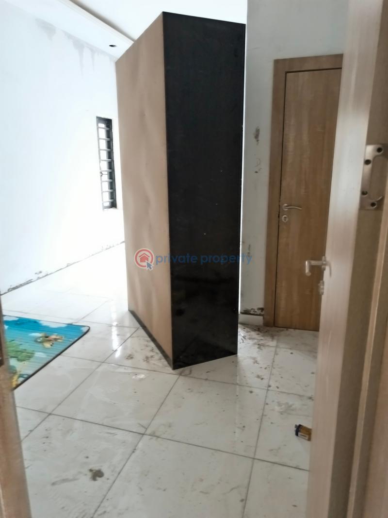 2 bedroom Block Of Flats For Sale Abraham Adesanya Ajah Lagos - 3