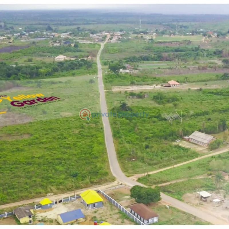 Land For Sale The Yellow Garden With An Attractive Evnironment 5 Minutes Drive From Epe Toll Gate Epe Lagos - 1