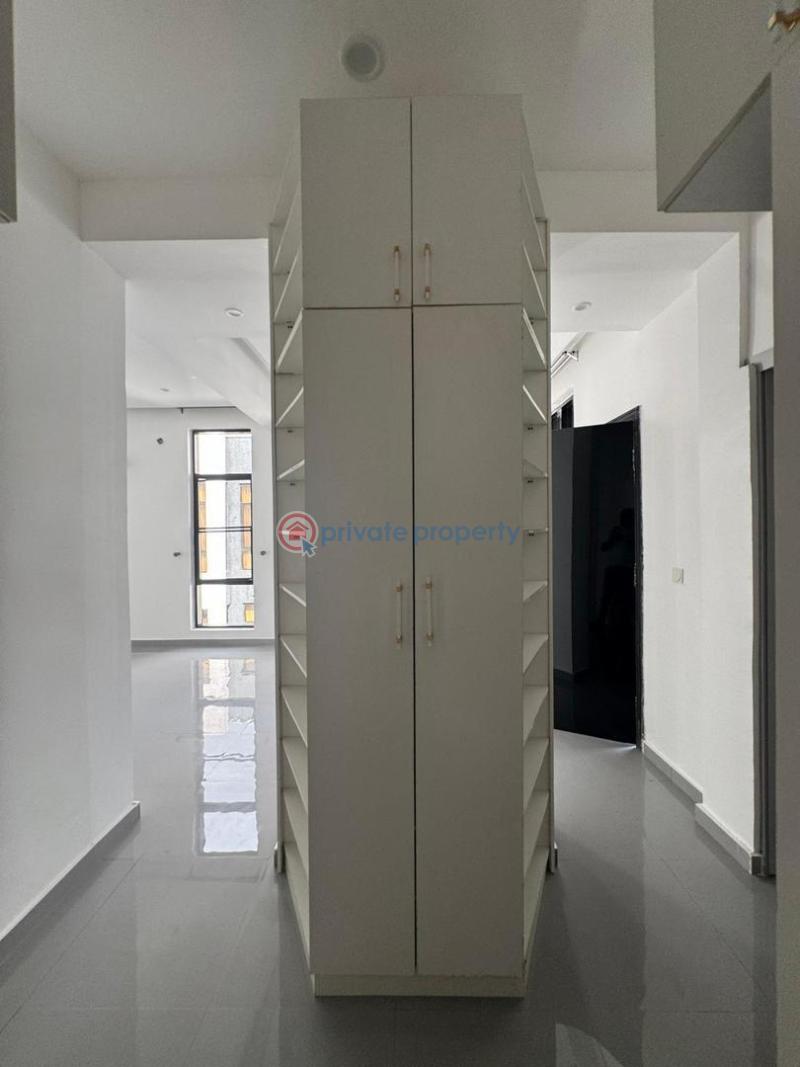 4 bedroom Semi detached Duplex For Sale Vi Lagos. Victoria Island Lagos - 11