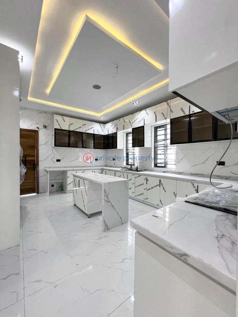 The most luxurious top notch duplex - 26 5 bedroom Detached Duplex For Sale Ajah Lagos - 26