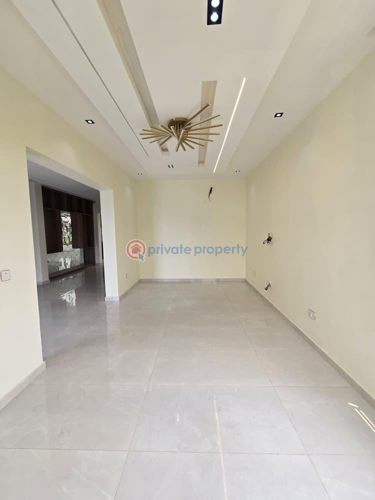 The most spacious and luxurious 5 bed detached duplex + bq - 3 5 bedroom Detached Duplex For Sale Ajah Lagos - 3