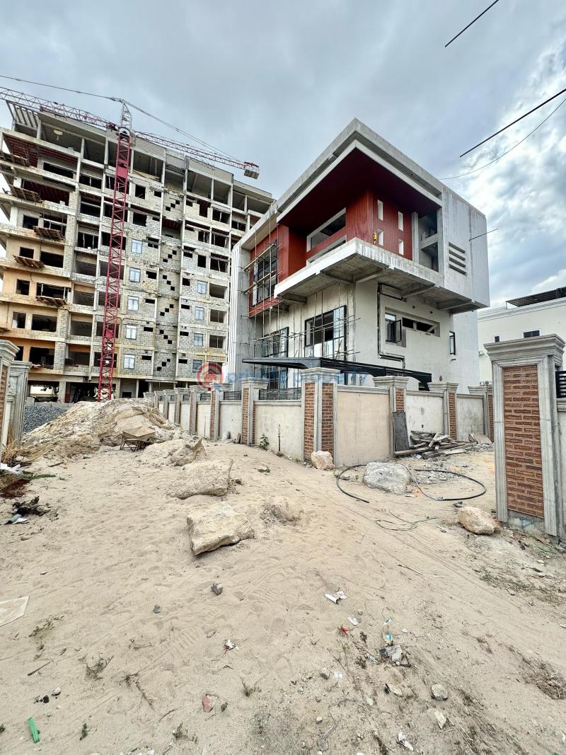 5 bedroom Detached Duplex For Sale . Ikoyi Lagos - 5