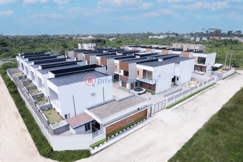 2 bedroom Penthouse For Sale Quad Apartment Very Close To Chevron And Circle Mall, Eleganza Mall This Property Is In Build Up Location. Ologolo Lekki Lagos - 0