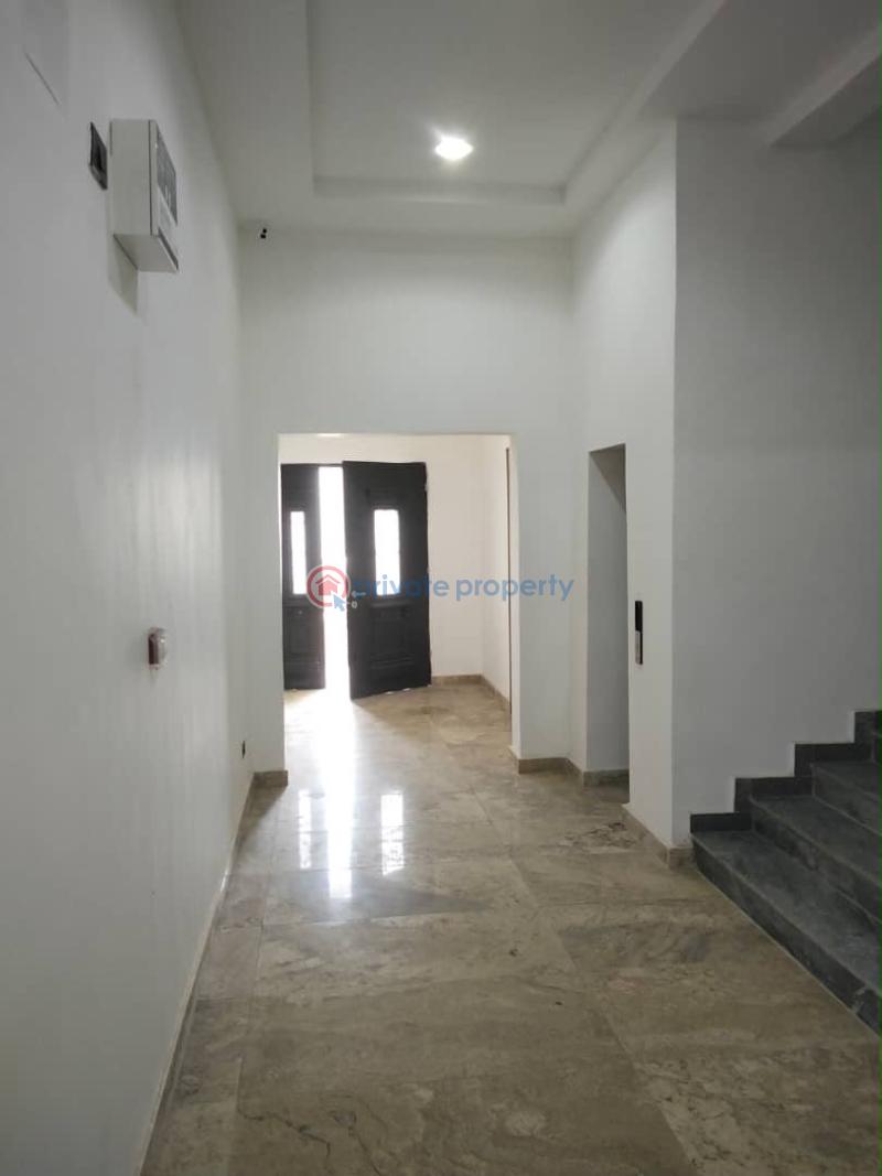 7 bedroom Duplex For Sale Guzape Abuja Phase 1  - 15