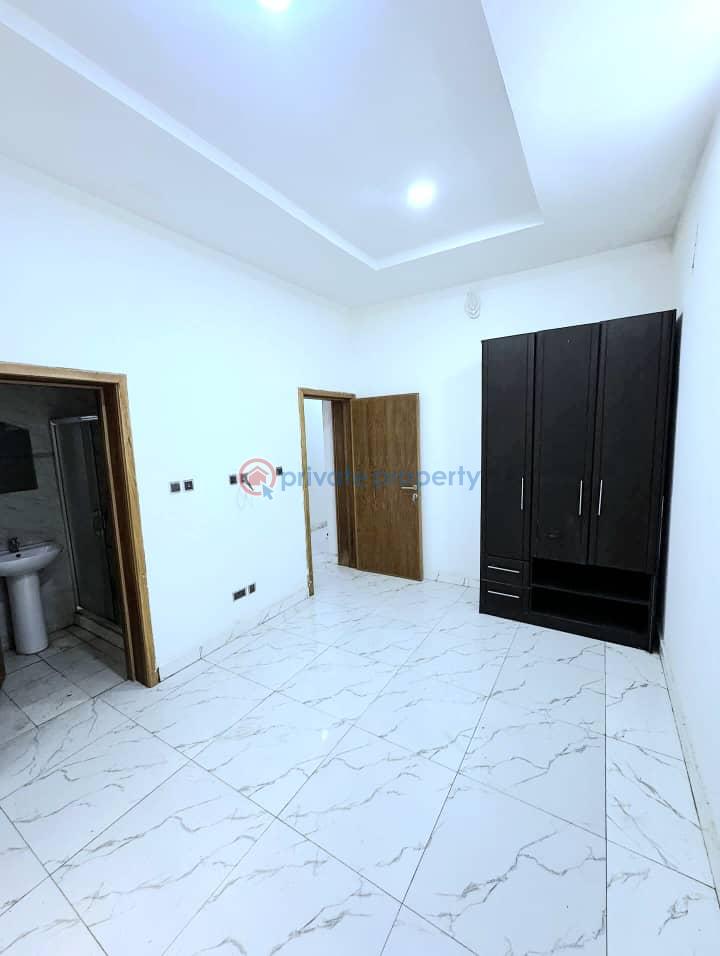 This beautiful 3 bedroom apartment - 4 3 bedroom Flat & Apartment For Rent Oniru Victoria Island Lagos - 4