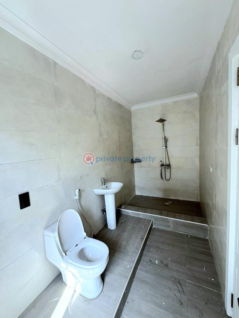 This beautiful 5 𝐁𝐄𝐃𝐑𝐎𝐎𝐌 terraced 𝐃𝐔𝐏𝐋𝐄𝐗 - 13 5 bedroom Terraced Duplex For Rent Ikate Elegushi Lekki Lagos - 13