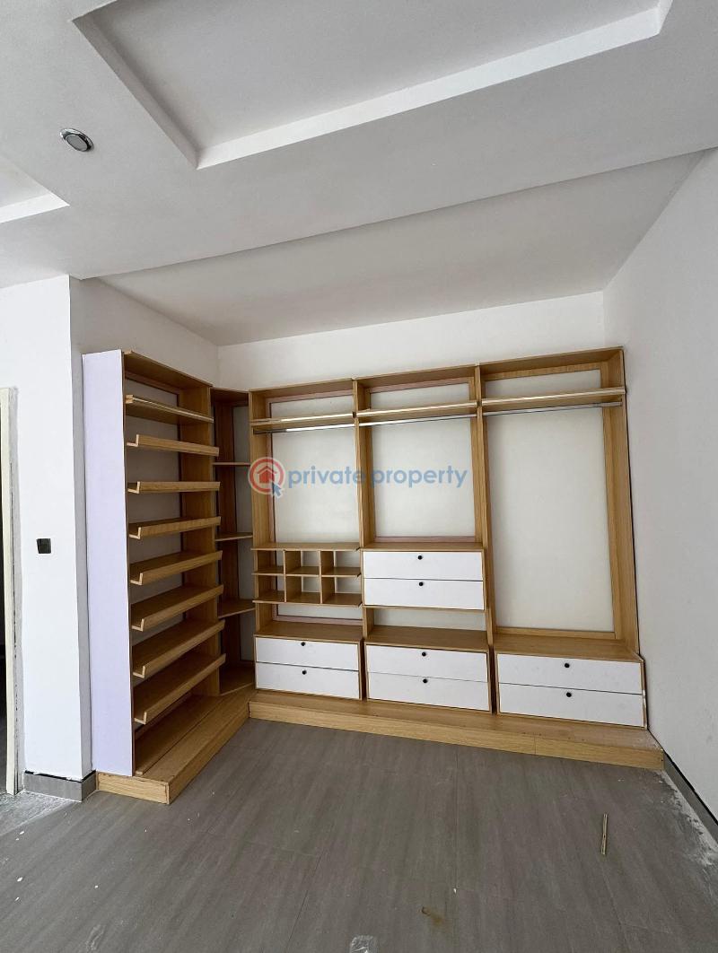 This beautiful 5 𝐁𝐄𝐃𝐑𝐎𝐎𝐌 terraced 𝐃𝐔𝐏𝐋𝐄𝐗 - 12 5 bedroom Terraced Duplex For Rent Ikate Elegushi Lekki Lagos - 12