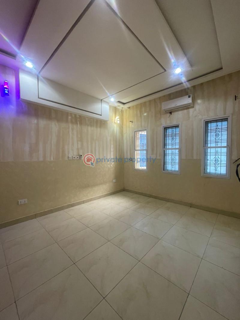 4 bedroom Semi detached Duplex For Rent Jahi Gilmore Jahi Abuja Phase 2  - 3