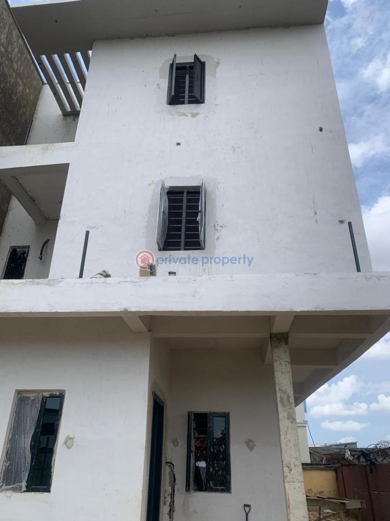 4 bedroom House For Sale Ogudu GRA Lagos - 8