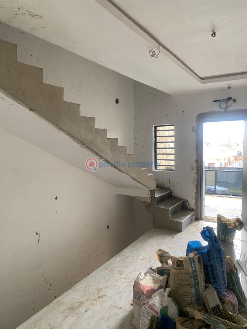 4 bedroom House For Sale Ogudu GRA Lagos - 1