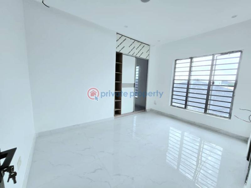 This luxurious 4 bedroom terraced duplex - 7 4 bedroom Terraced Duplex For Sale Lekki Phase 1 Lagos - 7