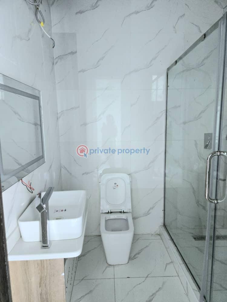 This luxurious 4 bedroom terraced duplex - 8 4 bedroom Terraced Duplex For Sale Lekki Phase 1 Lagos - 8