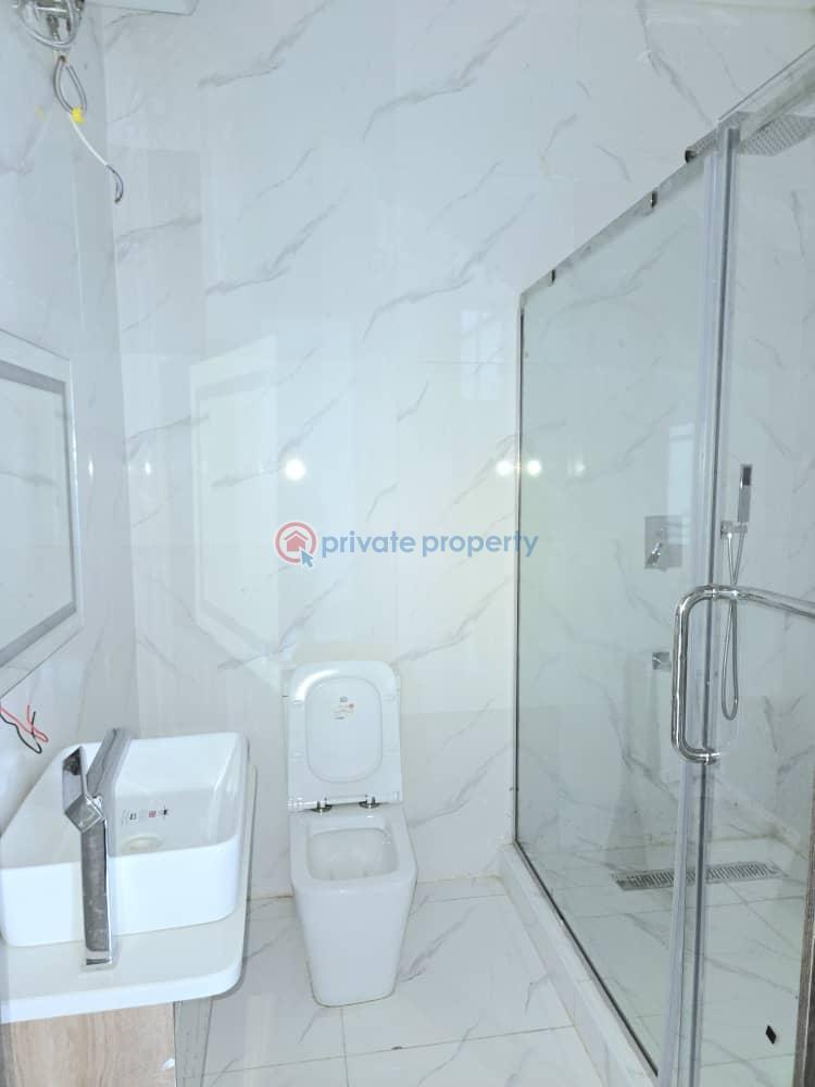 This luxurious 4 bedroom terraced duplex - 11 4 bedroom Terraced Duplex For Sale Lekki Phase 1 Lagos - 11
