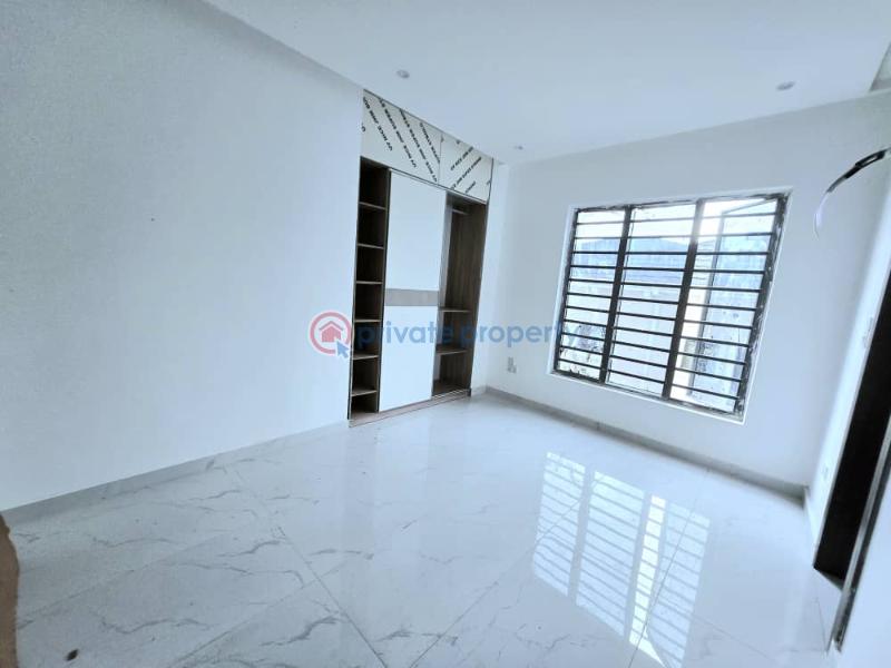 This luxurious 4 bedroom terraced duplex - 13 4 bedroom Terraced Duplex For Sale Lekki Phase 1 Lagos - 13