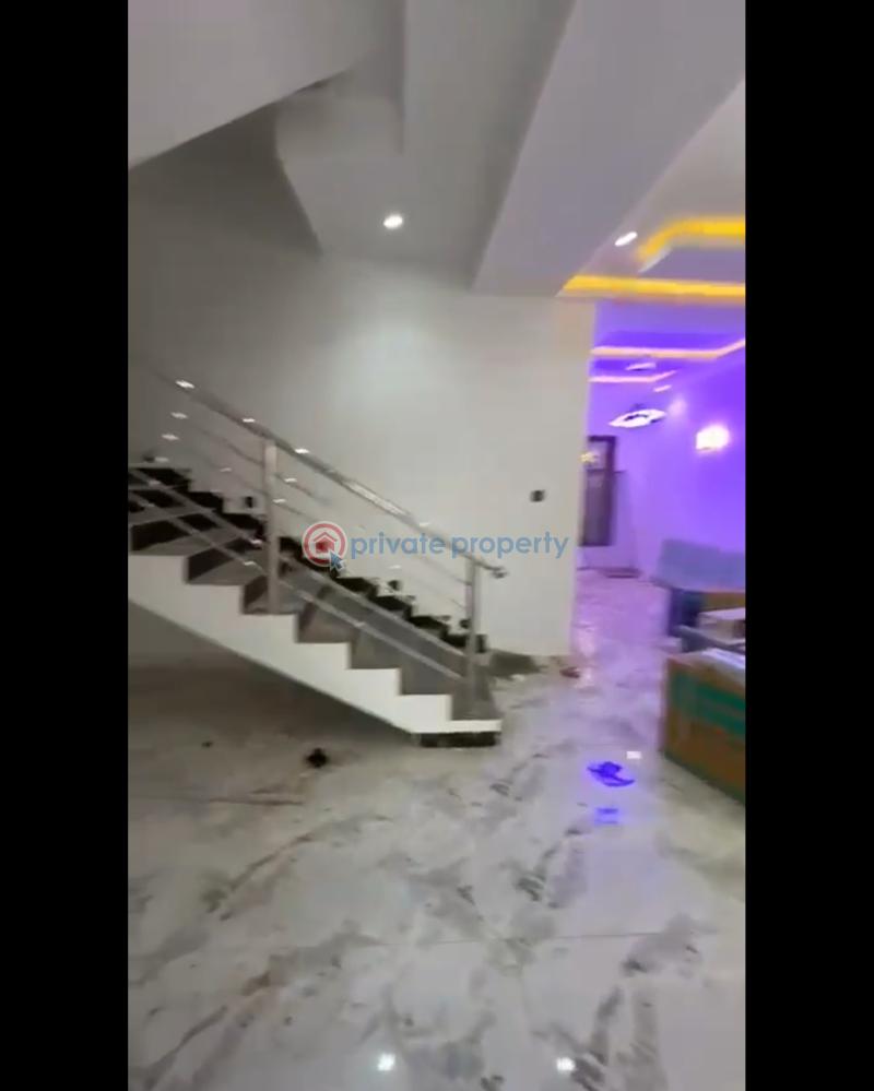 4 bedroom Terraced Duplex For Sale Guzape Abuja Phase 1  - 3