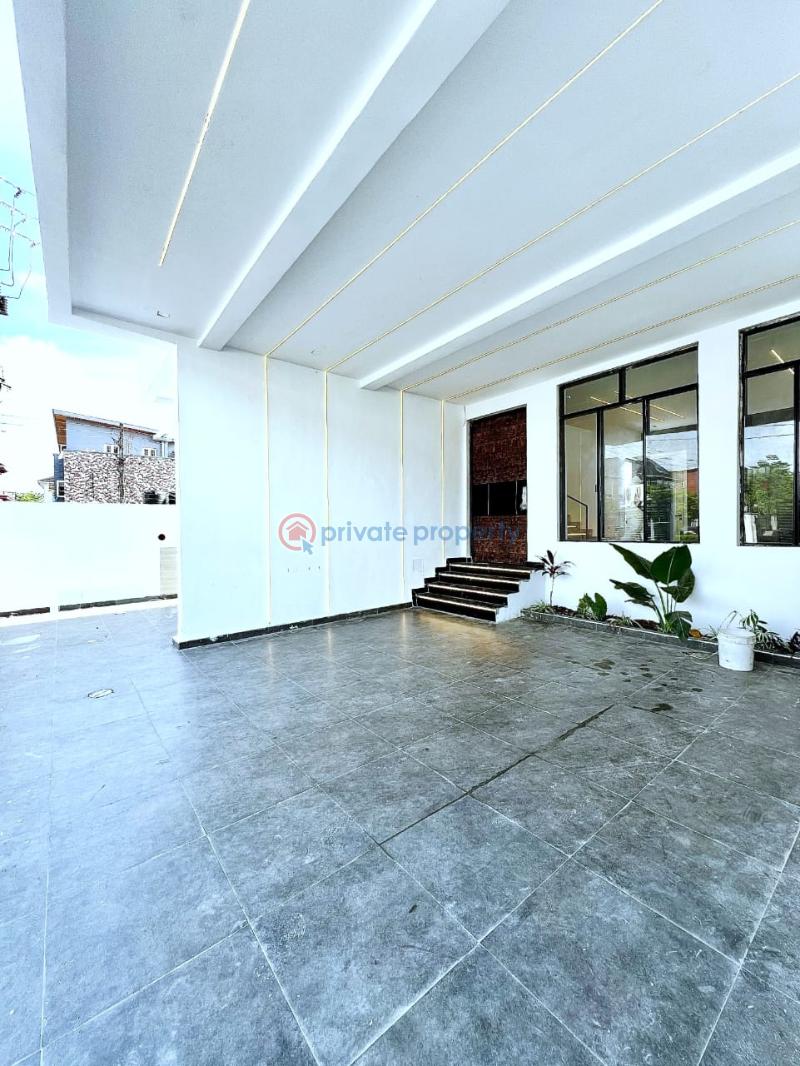 5 bedroom Detached Duplex For Sale Chevron Drive Lekki Lagos - 3