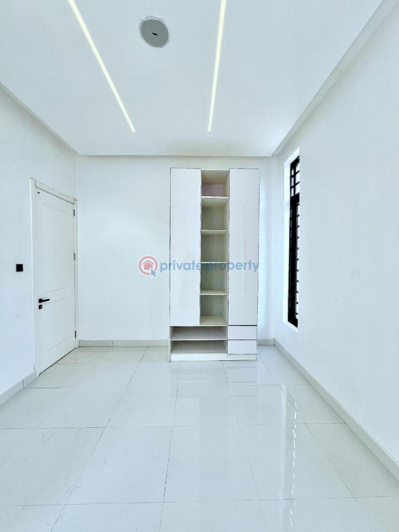 5 bedroom Detached Duplex For Sale Chevron Drive Lekki Lagos - 7