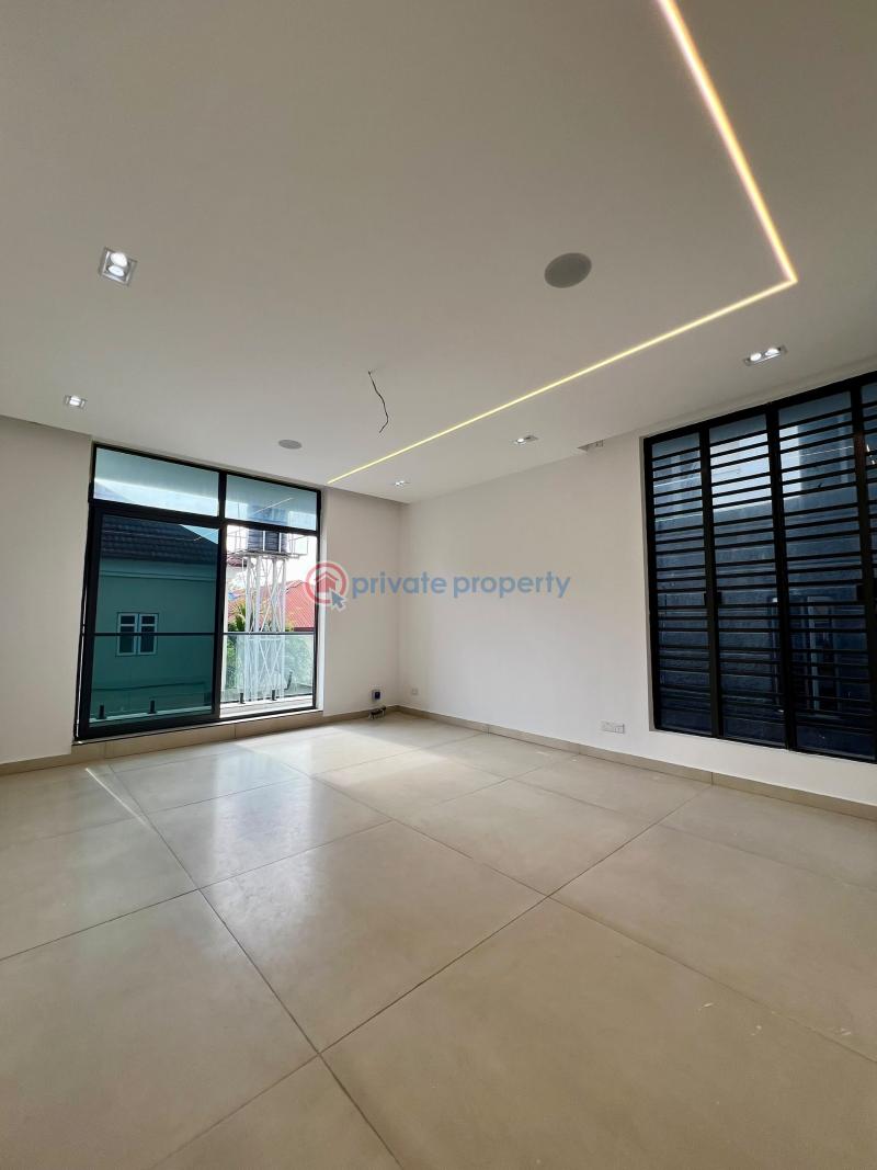 5 bedroom Detached Duplex For Sale Lekki Phase 1 Lagos - 1