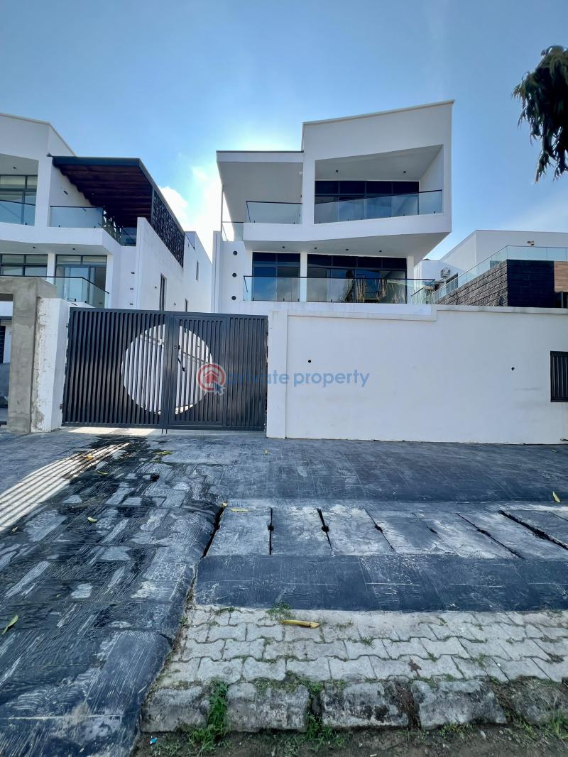 5 bedroom Detached Duplex For Sale Lekki Phase 1 Lagos - 0