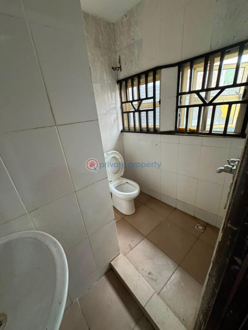 2 bedroom Block Of Flats For Rent Ikate Elegushi Lekki Lagos - 4
